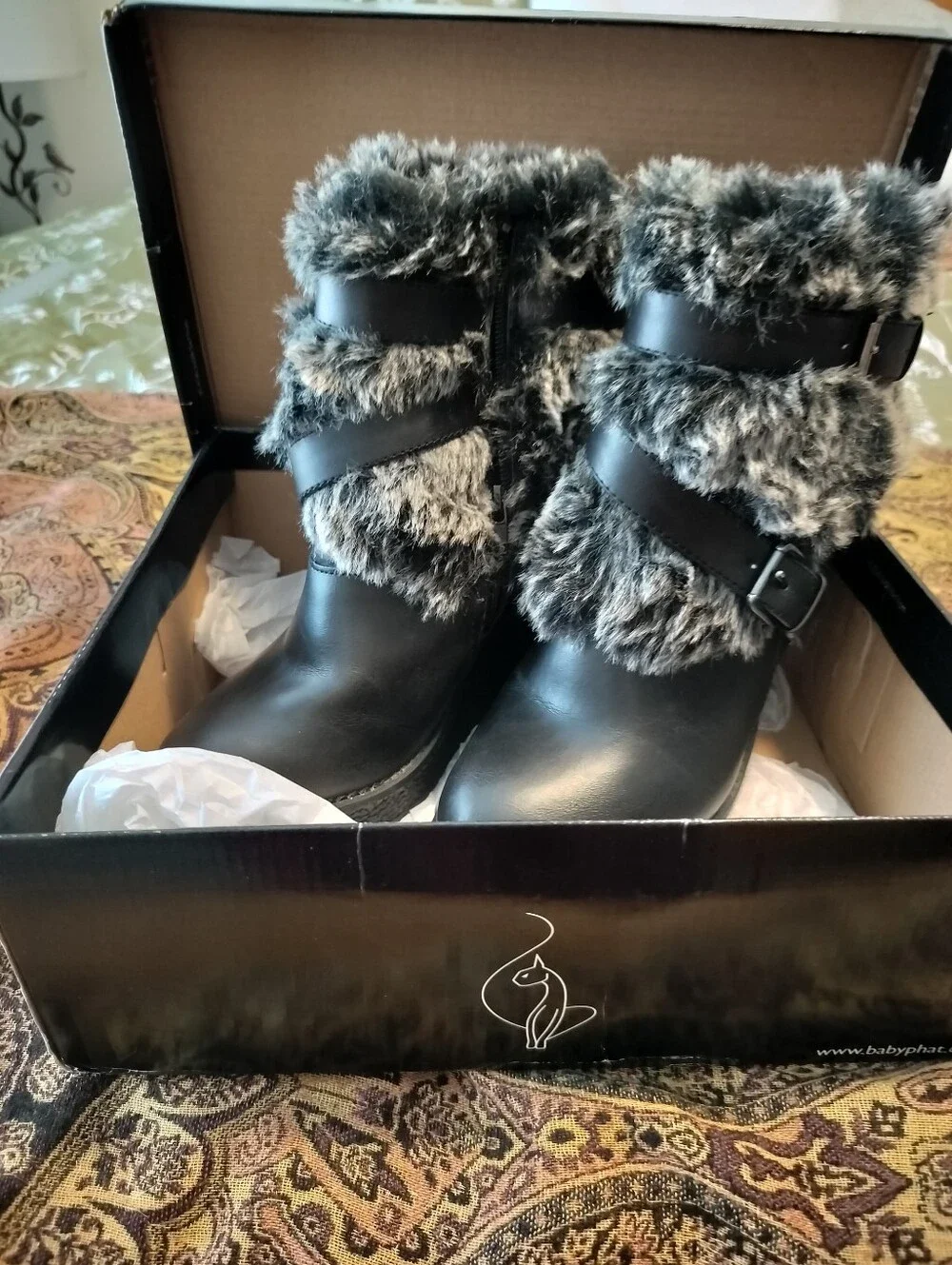 VTG Y2K Baby Phat Women's 7.5 Demaris Faux Fur Wedge Boots Black Like New OG Box